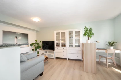 Kitchen Island Photo of 1 7179 18th Avenue, Burnaby, BC