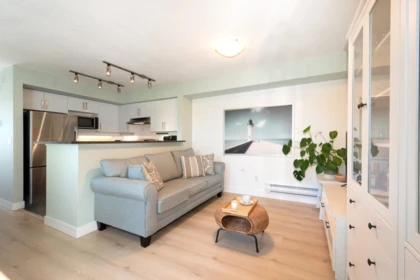 Primary Bedroom Photo of 1 7179 18th Avenue, Burnaby, BC