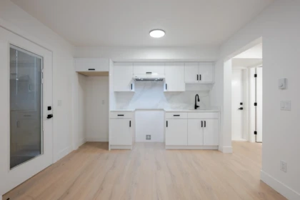 Hallway Photo of 33715 Rockland Avenue, Abbotsford, BC