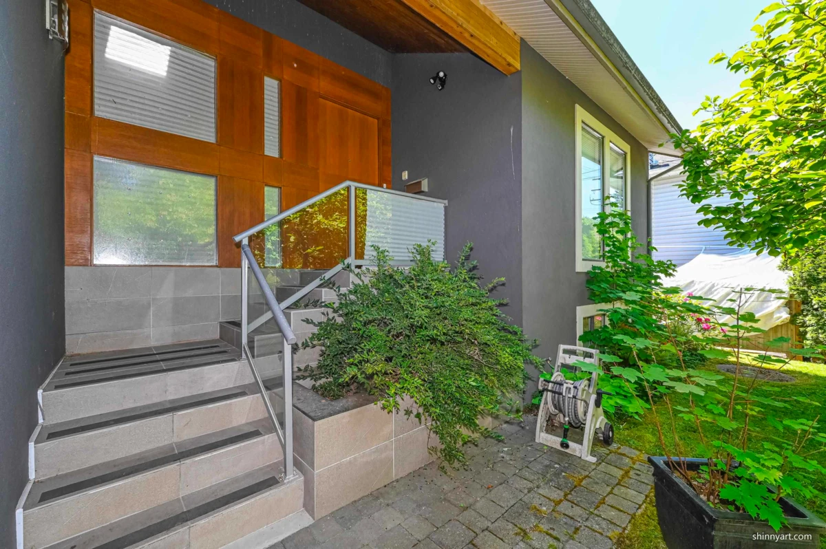 Dining Area Photo of 3566 W 39th Avenue, Vancouver, BC