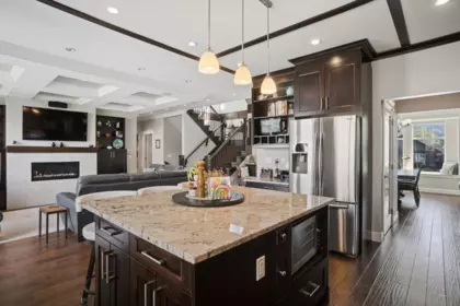 Breakfast Nook Photo of 675 Clare Avenue, Burnaby, BC