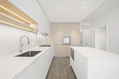 Kitchen Island Photo of 604 6788 Minoru Boulevard, Richmond, BC