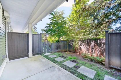 Backyard Photo of 140 20180 84 Avenue, Langley, BC