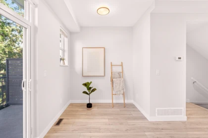 Guest Bathroom Photo of 140 20180 84 Avenue, Langley, BC
