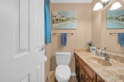 Entry Foyer Photo of 5015 204 Street, Langley, BC