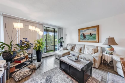 Pantry Photo of 1101 6595 Willingdon Avenue, Burnaby, BC