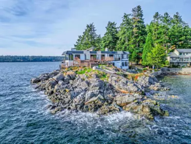 Community Amenities Photo (Clubhouse) of 5482 Hill Road, Sechelt, BC