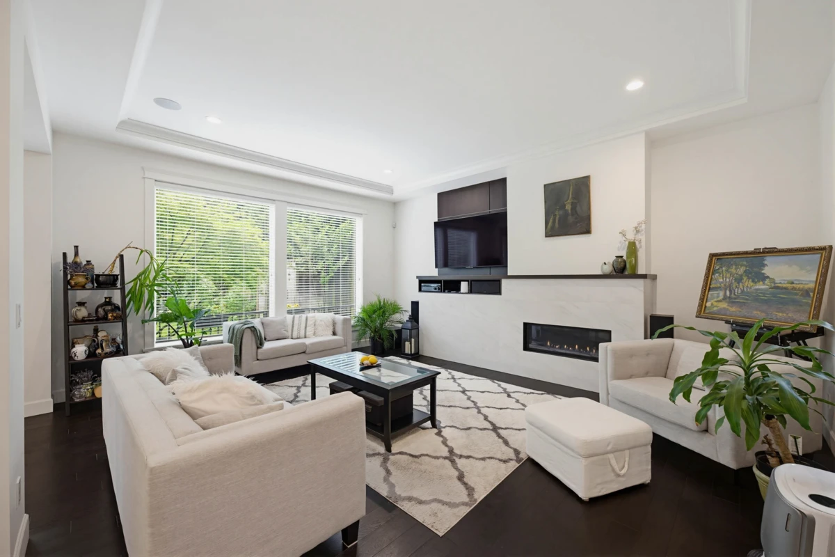 Living Room Photo of 8578 205b Street, Langley, BC