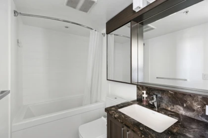 Primary Bathroom Photo of 2902 5515 Boundary Road, Vancouver, BC
