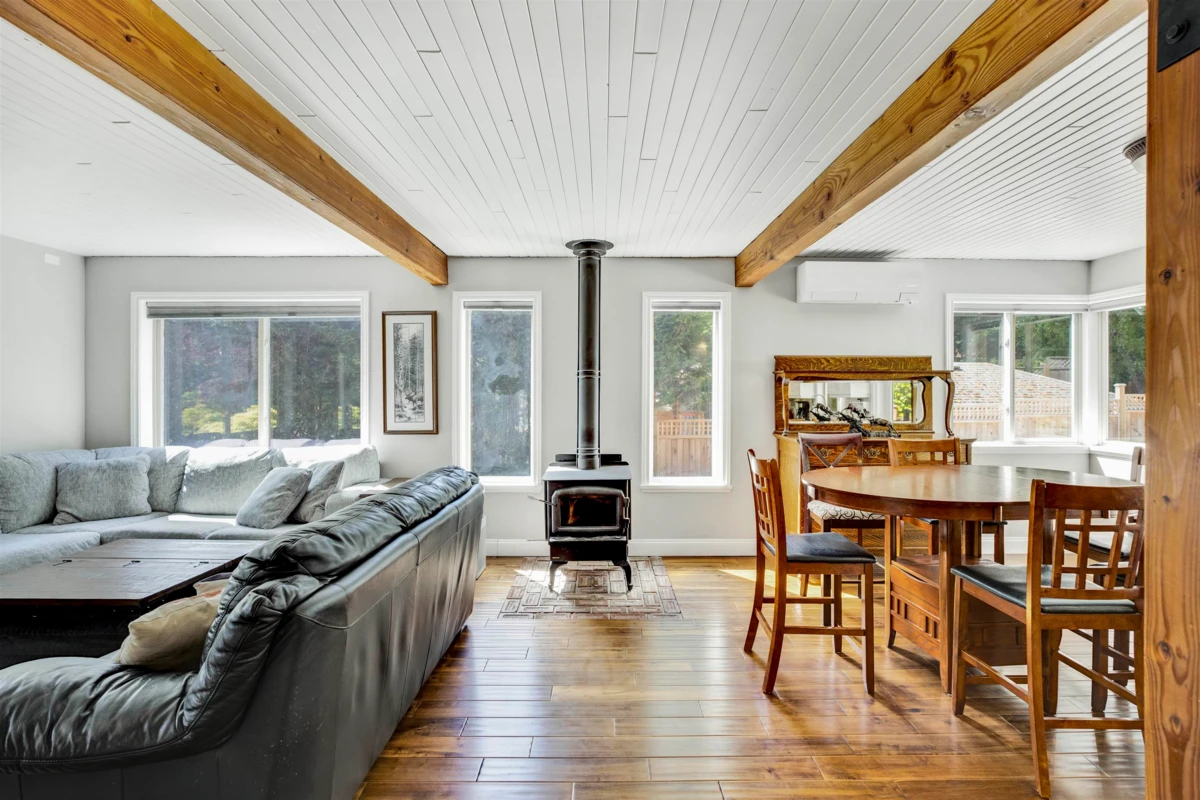 Family Room Photo of 1320 Eagle Cliff Road, Bowen Island, BC