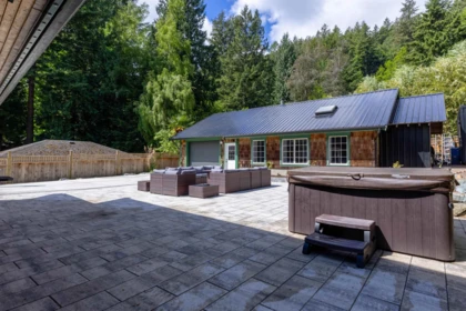 Office / Den Photo of 1320 Eagle Cliff Road, Bowen Island, BC