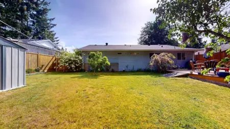 Garden / Landscaping Photo of 1823 Hall Road, Sechelt, BC
