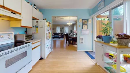 Guest Bathroom Photo of 1823 Hall Road, Sechelt, BC