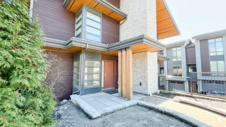 1 70 Seaview Drive, Port Moody, BC, Port Moody — Townhouse for sale