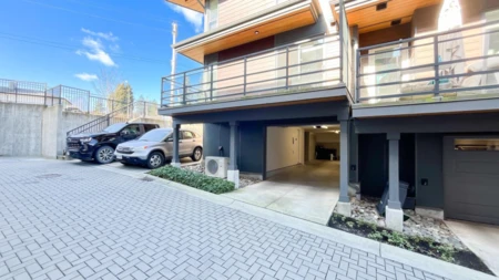 Outdoor Deck Photo of 1 70 Seaview Drive Drive, Port Moody, BC