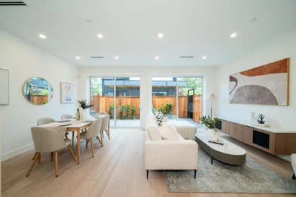 1935 E 4th Avenue, Vancouver, BC, Vancouver — Half Duplex for sale