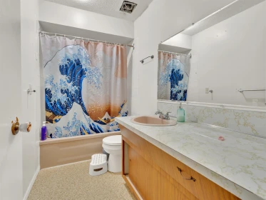 Hot Tub / Spa Photo of 2910 2912 Babich Street, Abbotsford, BC