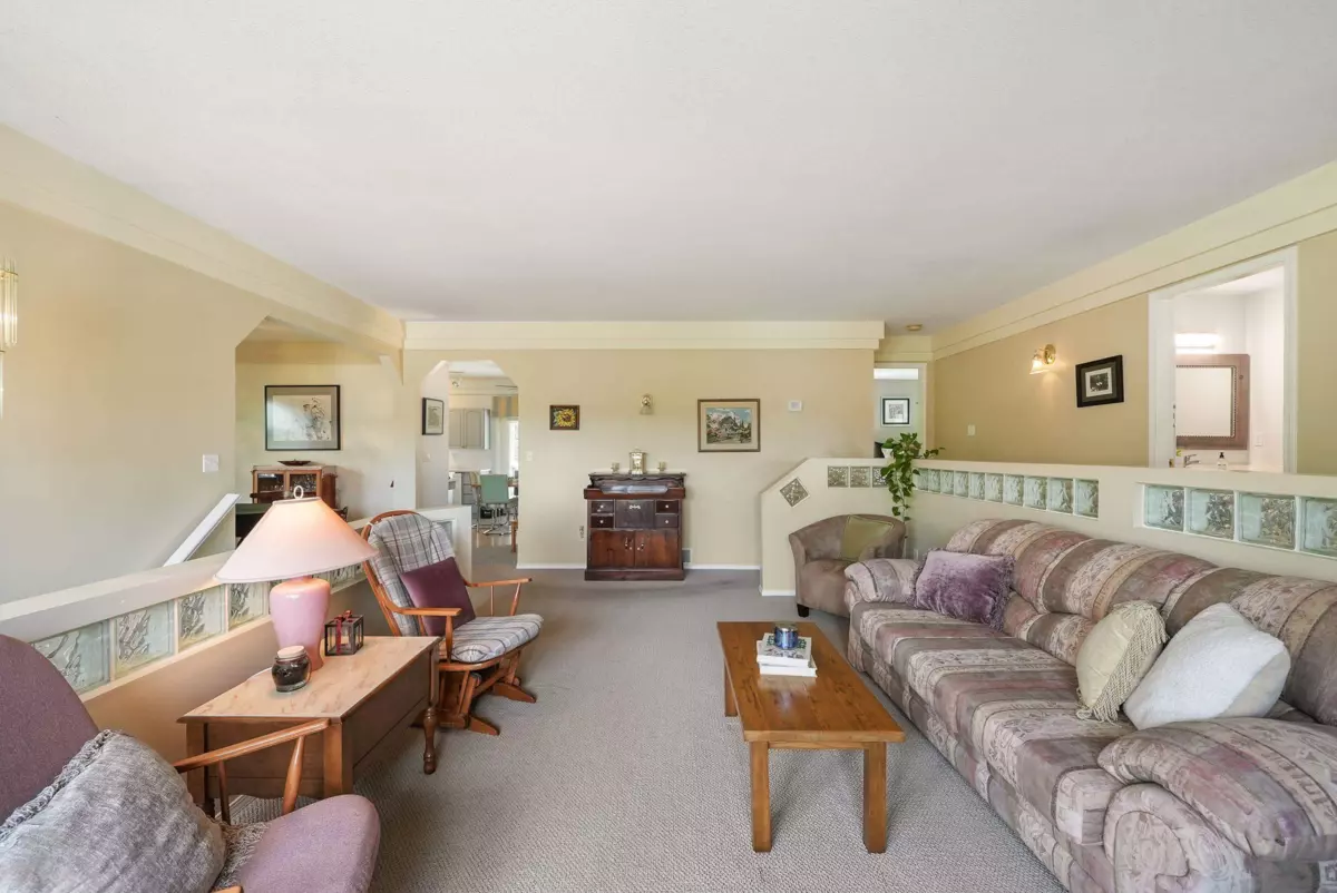 Living Room Photo of 6027 192 Street, Surrey, BC