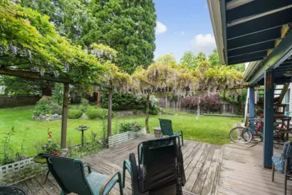 Front Yard Photo of 6027 192 Street, Surrey, BC