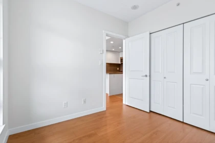 Powder Room Photo of 2005 4880 Bennett Street, Burnaby, BC
