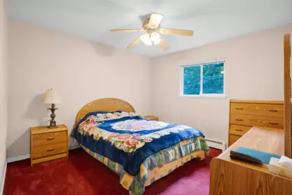 Bedroom 3 Photo of 15829 87a Avenue, Surrey, BC