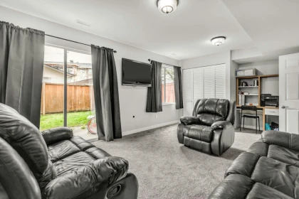 Basement Recreation Room Photo of 27 45740 Thomas Road, Chilliwack, BC