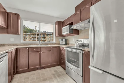 Breakfast Nook Photo of 27 45740 Thomas Road, Chilliwack, BC