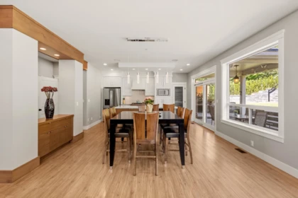 Breakfast Nook Photo of 23430 Cross Road, Maple Ridge, BC