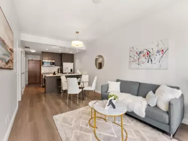 711 8628 Hazelbridge Way, Richmond, BC, Richmond — Apartment/Condo for sale