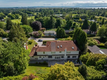 Hot Tub / Spa Photo of 2657 SW Marine Drive, Vancouver, BC