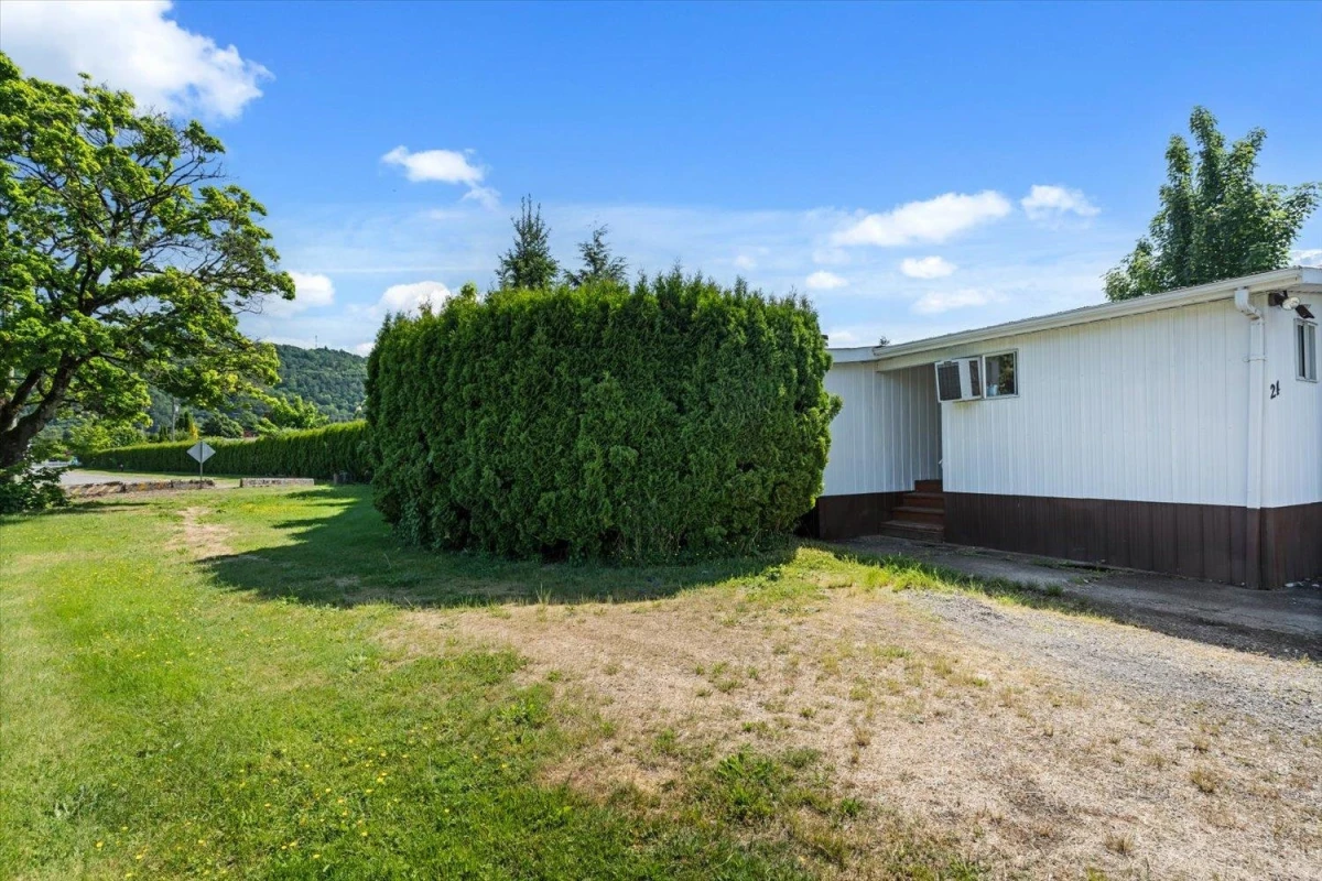 Living Room Photo of 24 6900 Inkman Road, Chilliwack, BC