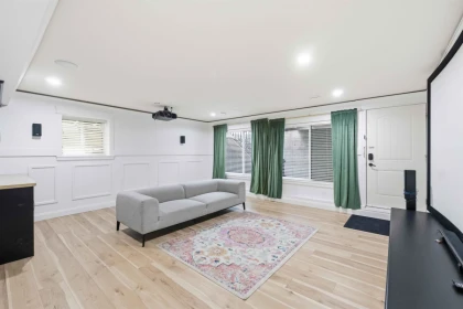 Hot Tub / Spa Photo of 14967 59a Avenue, Surrey, BC