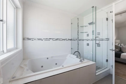 Swimming Pool Photo of 14967 59a Avenue, Surrey, BC