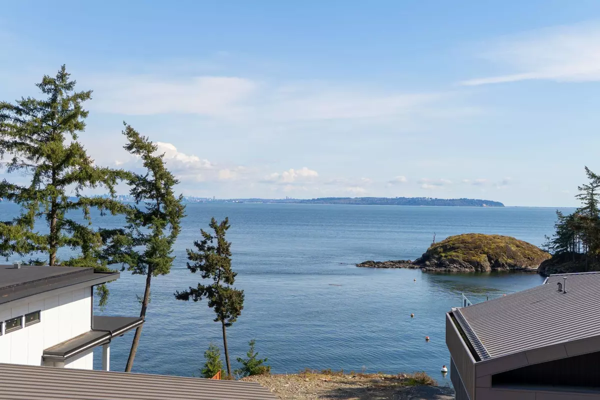 Exterior Rear Photo of 242 Shore Lane, Bowen Island, BC