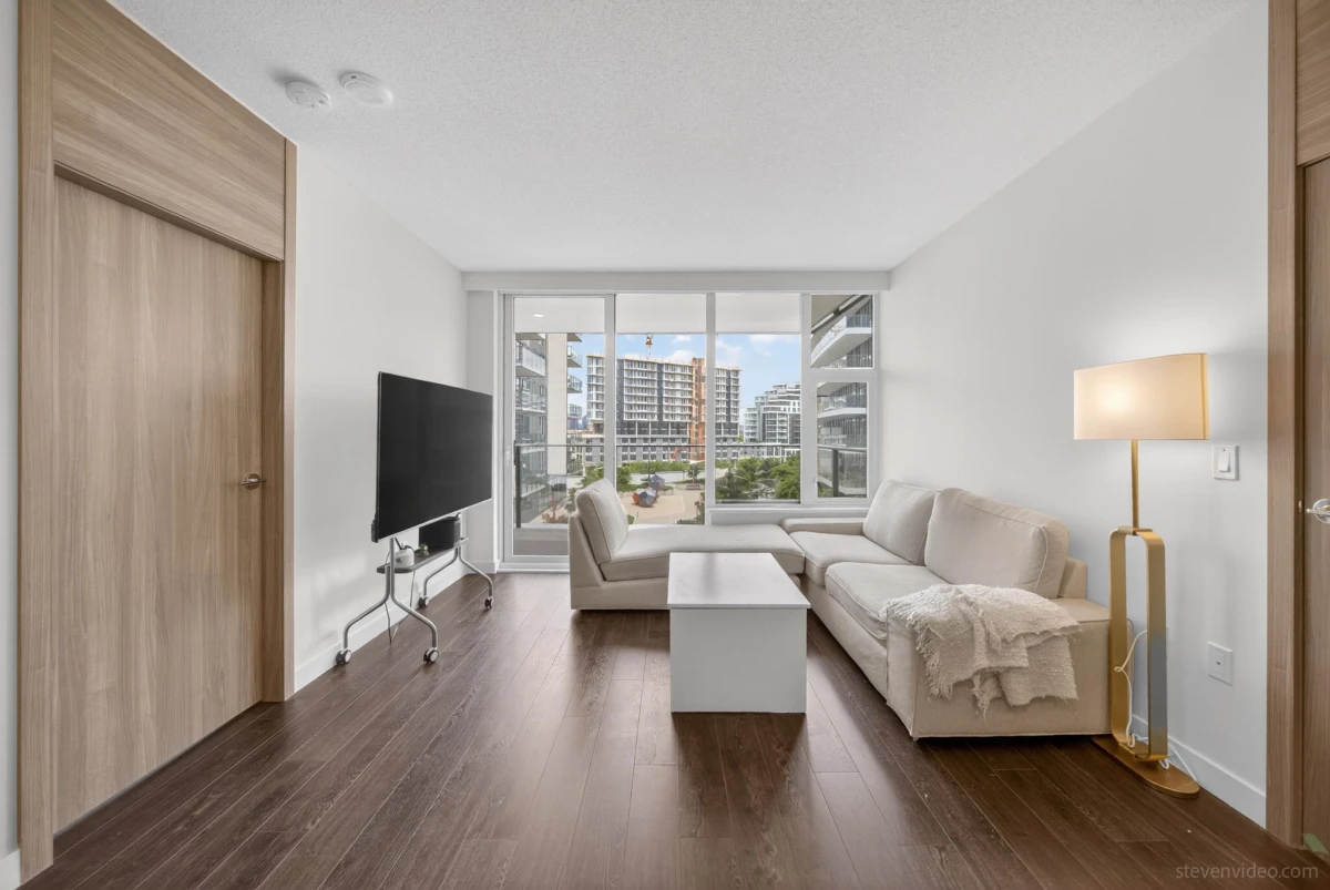 Dining Area Photo of 612 8611 Hazelbridge Way, Richmond, BC