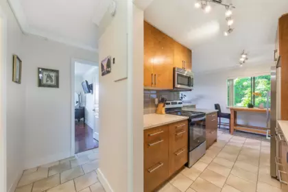 Guest Bathroom Photo of 222 340 W 3rd Street, North Vancouver, BC