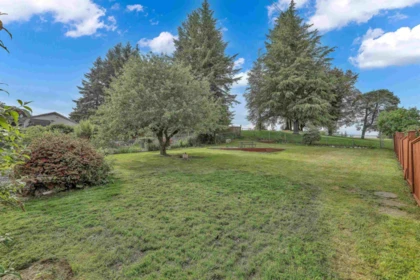 Front Yard Photo of 35163 Ewert Avenue, Mission, BC