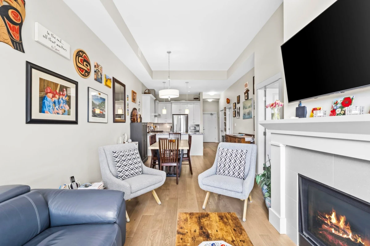Dining Area Photo of 415 4977 Springs Boulevard, Delta, BC
