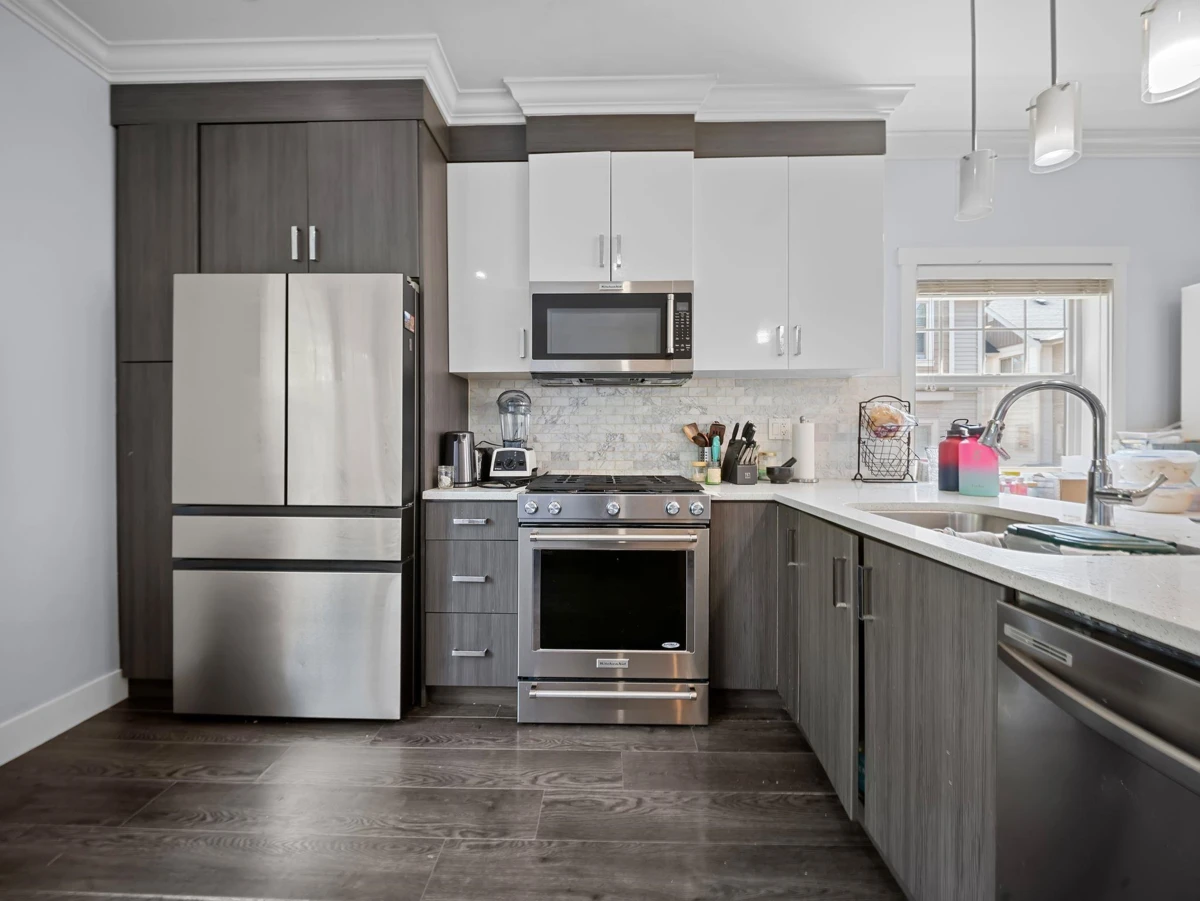 Family Room Photo of 13 19097 64 Avenue, Surrey, BC