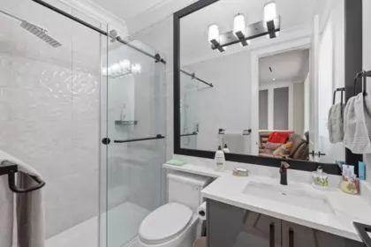 Hot Tub / Spa Photo of 10051 Shell Road, Richmond, BC