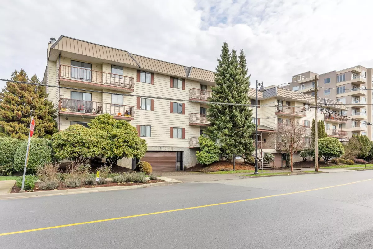 Exterior Rear Photo of 105 45749 Spadina Avenue, Chilliwack, BC