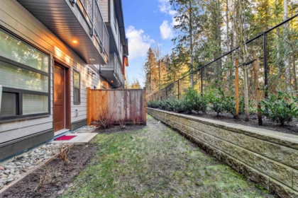 Garage Interior Photo of 4 32970 Tunbridge Avenue, Mission, BC