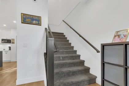 Mudroom Photo of 4 32970 Tunbridge Avenue, Mission, BC