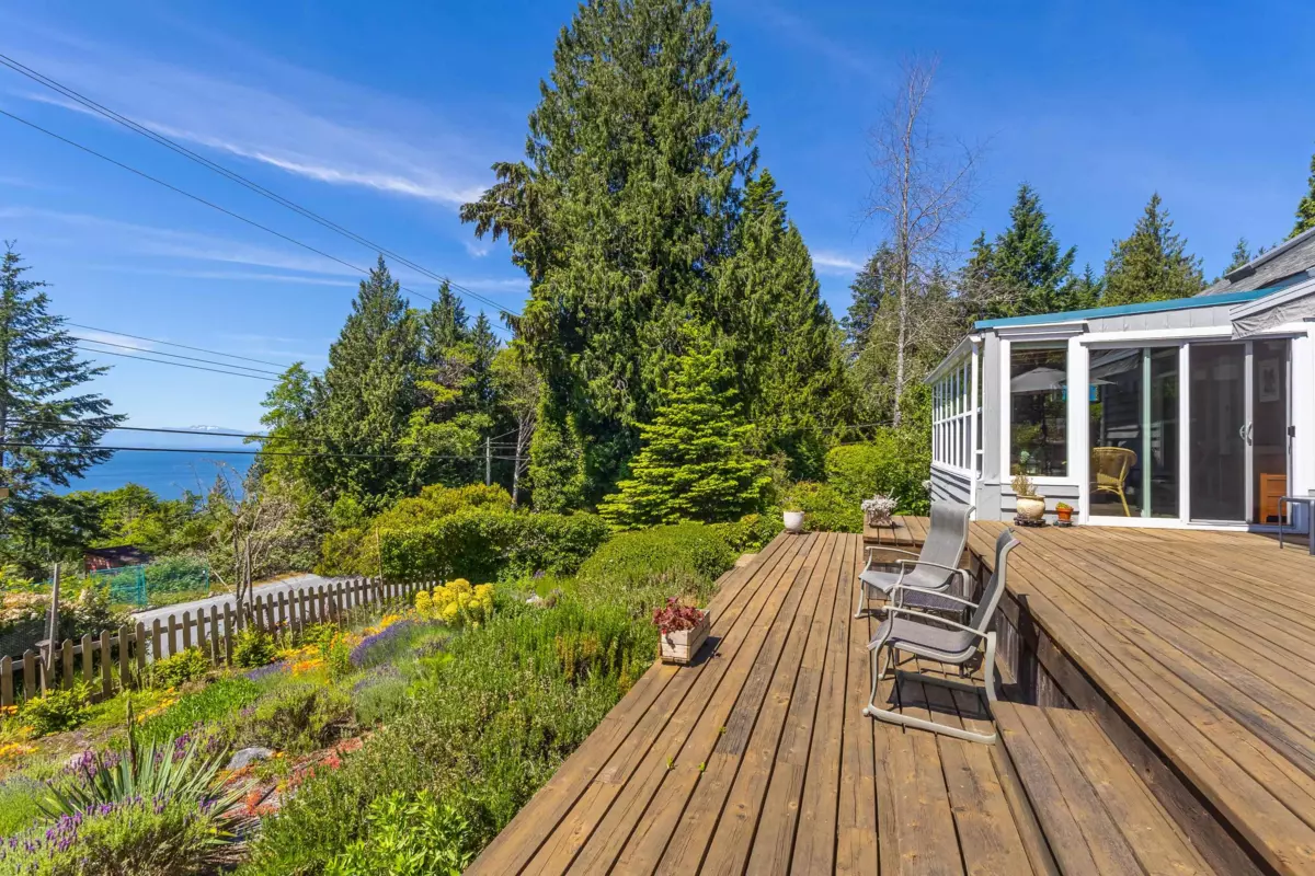 Exterior Rear Photo of 7974 Redrooffs Road, Halfmoon Bay, BC
