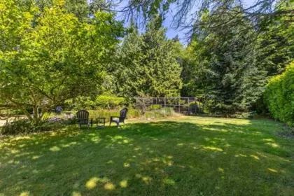 Hot Tub / Spa Photo of 7974 Redrooffs Road, Halfmoon Bay, BC