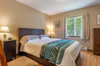 Walk-In Closet Photo of 7974 Redrooffs Road, Halfmoon Bay, BC
