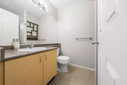 Guest Bathroom Photo of 49 123 SEVENTH STREET, New Westminster BC V3M 6Y2