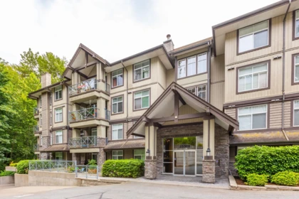 204 33328 Bourquin Crescent, Abbotsford, BC, Abbotsford — Apartment/Condo for sale