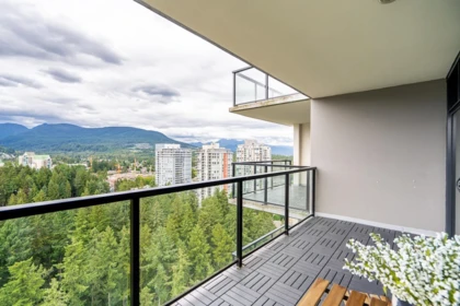 Swimming Pool Photo of 3007 3080 Lincoln Avenue, Coquitlam, BC
