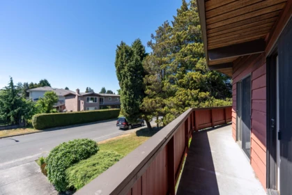 Mudroom Photo of 6680 Coltsfoot Drive, Richmond, BC